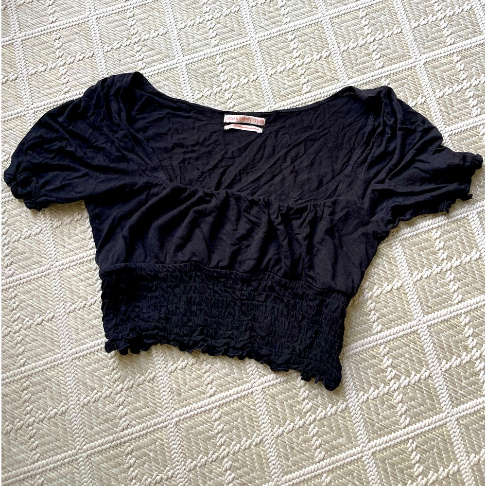 Crop top with puff sleeves